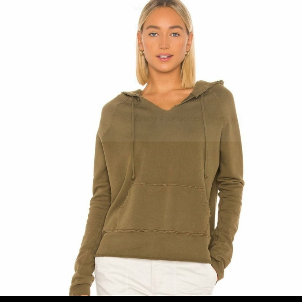 Nili Logan sweatshirt
